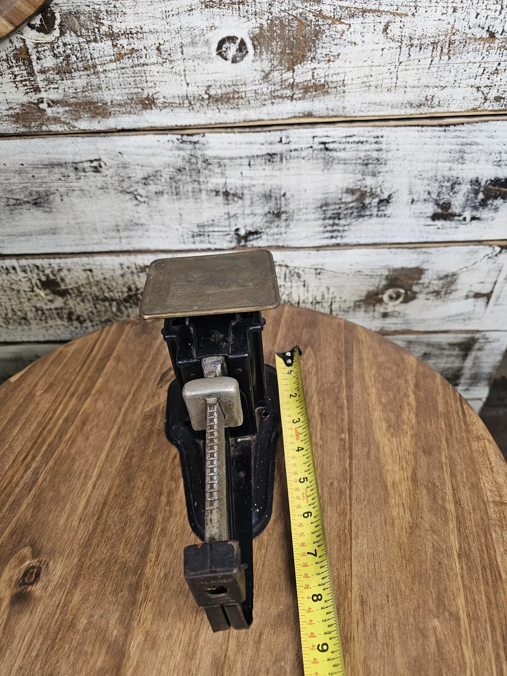 Vintage 1944 Triner Black Postal Scale with Brass Tray - Picture 12 of 13